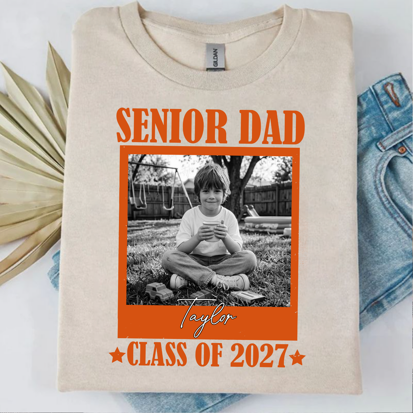 Personalized Senior Dad Mom 2027 Bright Shirt, Custom Photo Class Of 2027 Tee, Graduation Gift For Family 685374