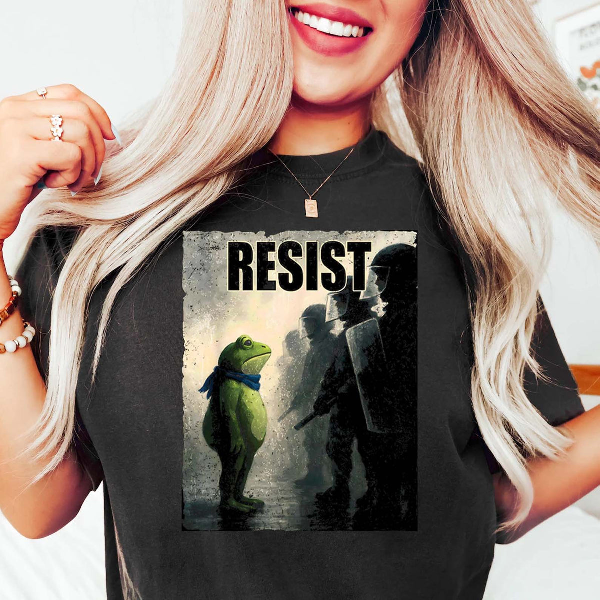 Portland Frog Resist Protest Shirt | Portland Frog Shirt | Anti-ICE Shirt | Anti-Trump Shirt 683362
