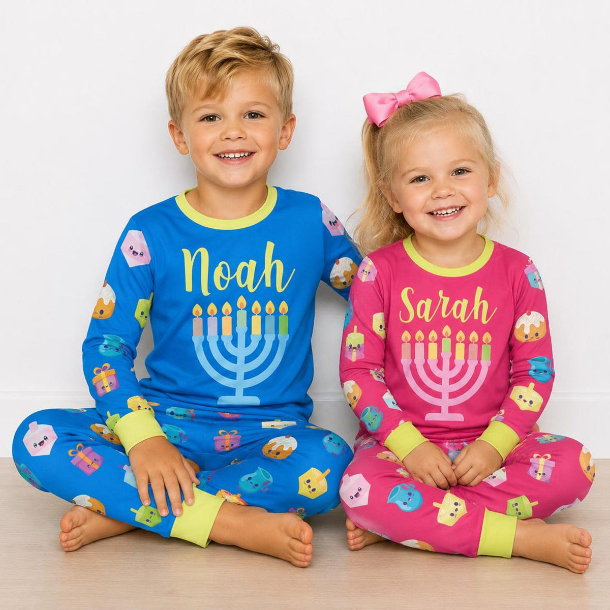Personalized Family Matching Pajama Set, Custom Name Christmas Sleepwear Gift 686763 WFD