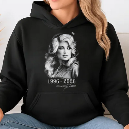 Retro Black & White Portrait Dolly Parton Memorial Shirt - Vintage Tribute Graphic Tee 686051