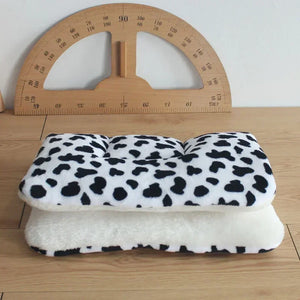 Flannel Pet Mat Dog Bed Cat Bed Thicken Sleeping Mat Dog Blanket Mat for Puppy Kitten Pet Dog Bed for Small Large Dogs Pet Rug