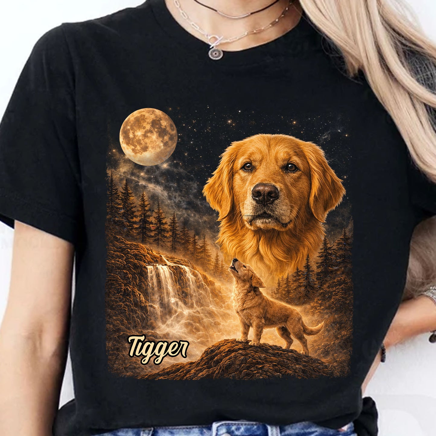 Custom Photo Golden Retriever Howling at the Moon Shirt | Vintage Dog Graphic Tee | Gift for Dog Lovers 684460