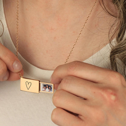 Personalized Photo Locket Necklace, Custom Heart Picture Pendant, Gold Photo Necklace Gift for Mom Her 685538 WFD