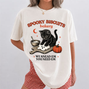 Spooky Biscuits Bakery Comfort Colors Shirt, Black Cat Halloween T-Shirt, Vintage Fall Baking Pumpkin Tee 685616