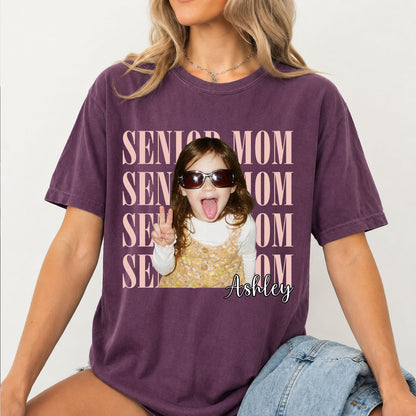 Personalized Senior Mom Comfort Colors Shirt, Custom Photo Class of 2027 Graduation Tee, Proud Mom Gift 685602