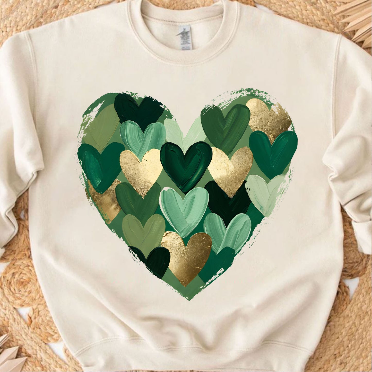 Green Heart St. Patrick’s Day Shirt | Lucky Irish Heart Sweatshirt | St. Paddy’s Day T-Shirt 684188