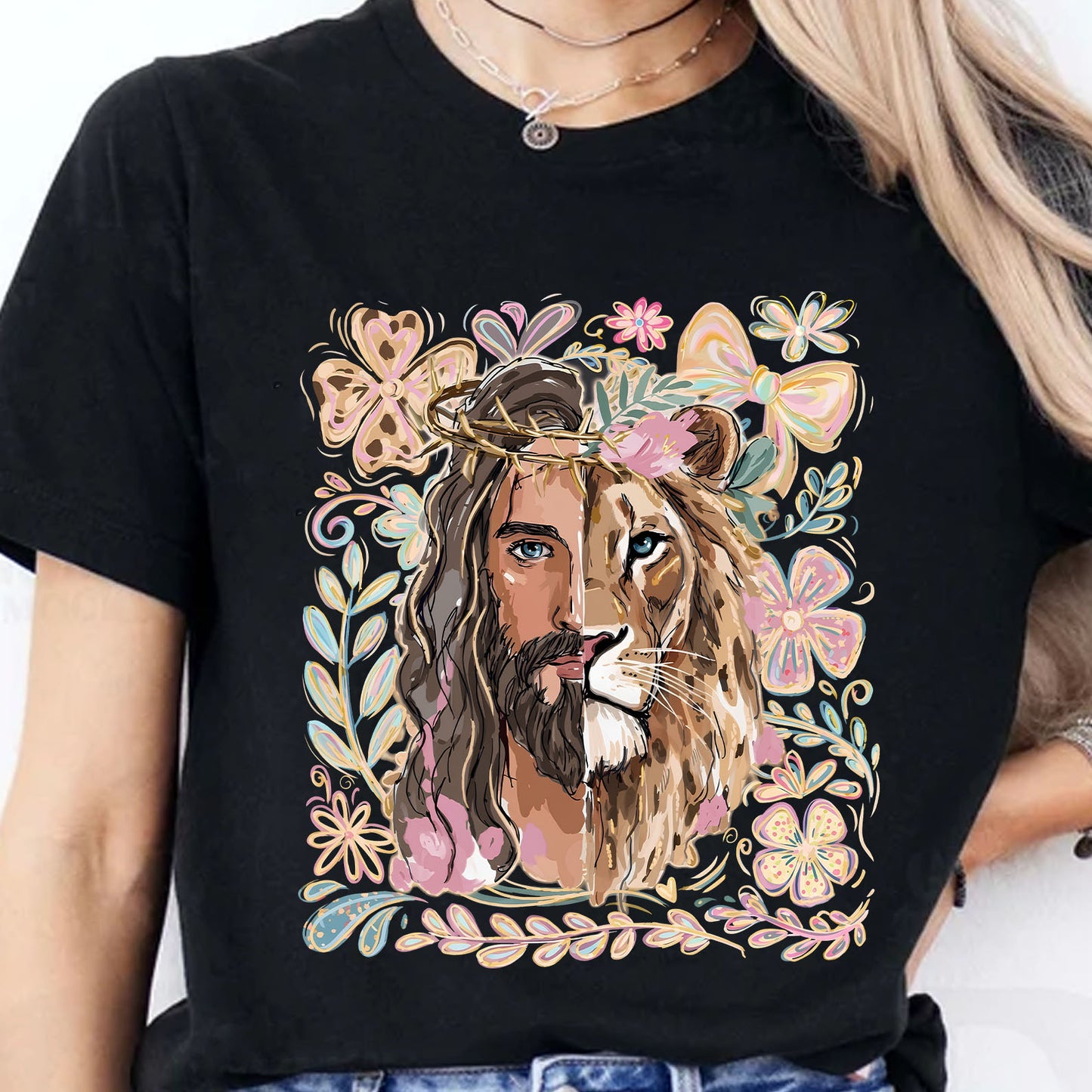 Lion of Judah Shirt, Floral Christian Shirt, Boho Faith Tee, Trendy Religious Women's T-Shirt 685697