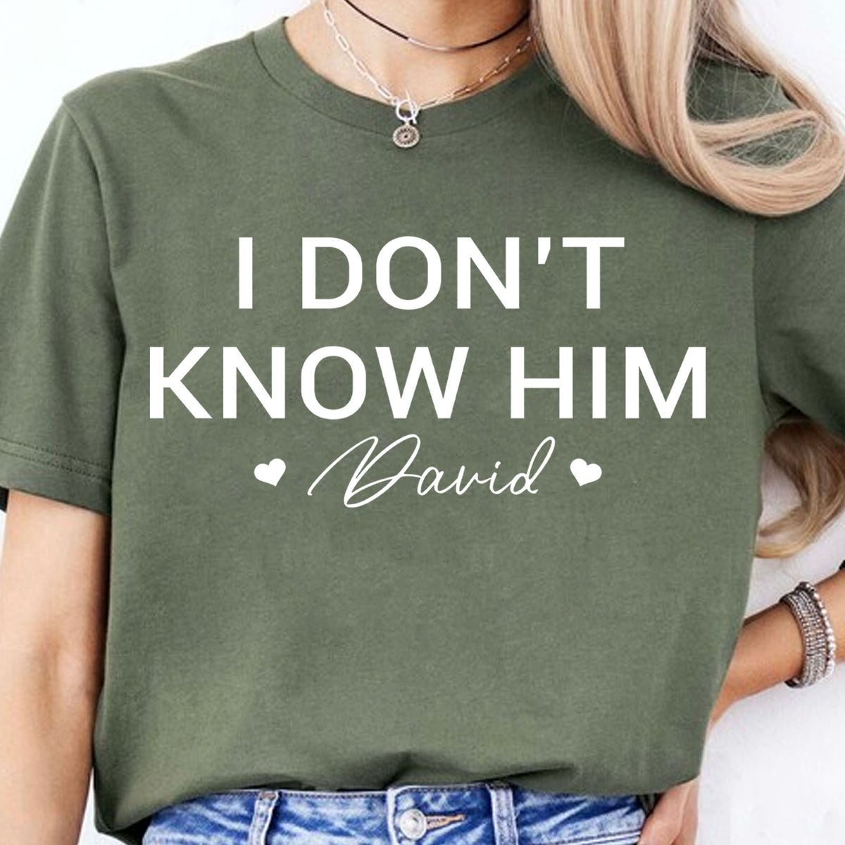 She’s My Soulmate I Don’t Know Him Couples Shirts, Custom Name Funny Couple Tee, Couple Matching Tee 683945