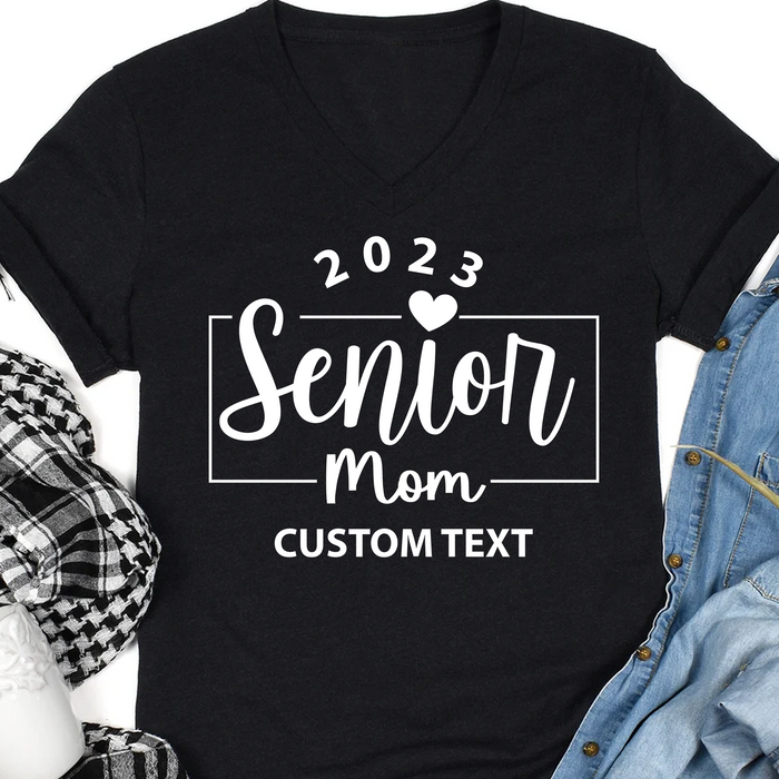 Senior Mom Dad 2024 Personalized Custom Graduation Shirt T503